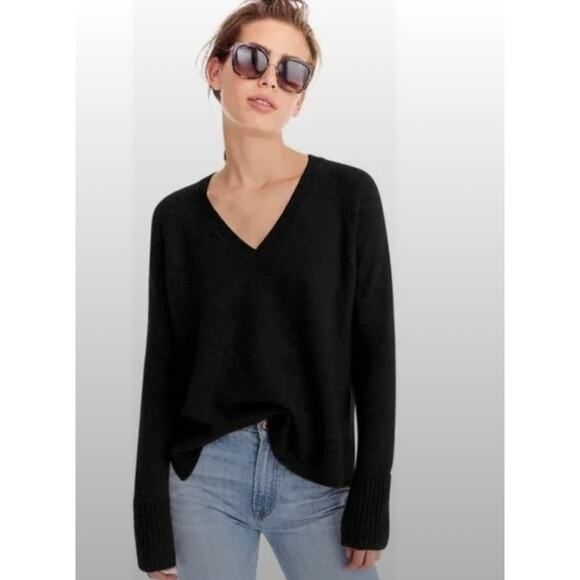 J. Crew Sweaters - J.Crew Sweater Womens Medium Black V Neck Merino Wool Blend